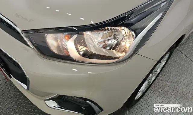 Chevrolet Spark 2016 1.0 автомат (гидро), миниатюра 8