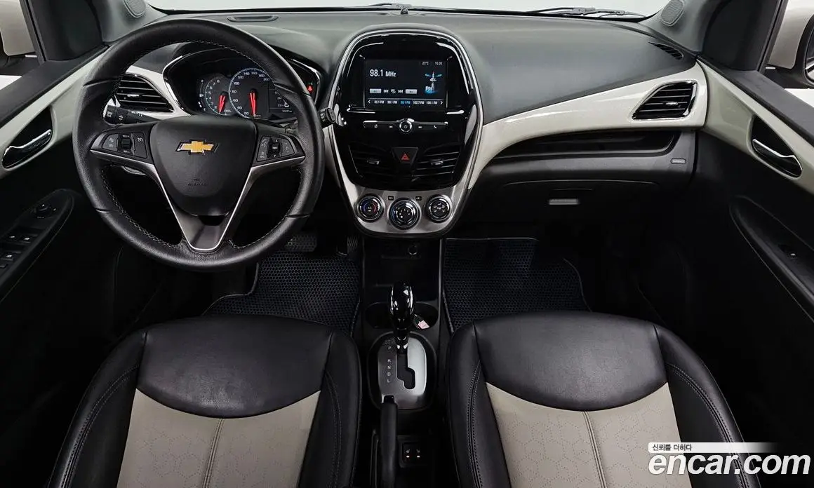 Chevrolet Spark 2016 1.0 автомат (гидро), фото 10