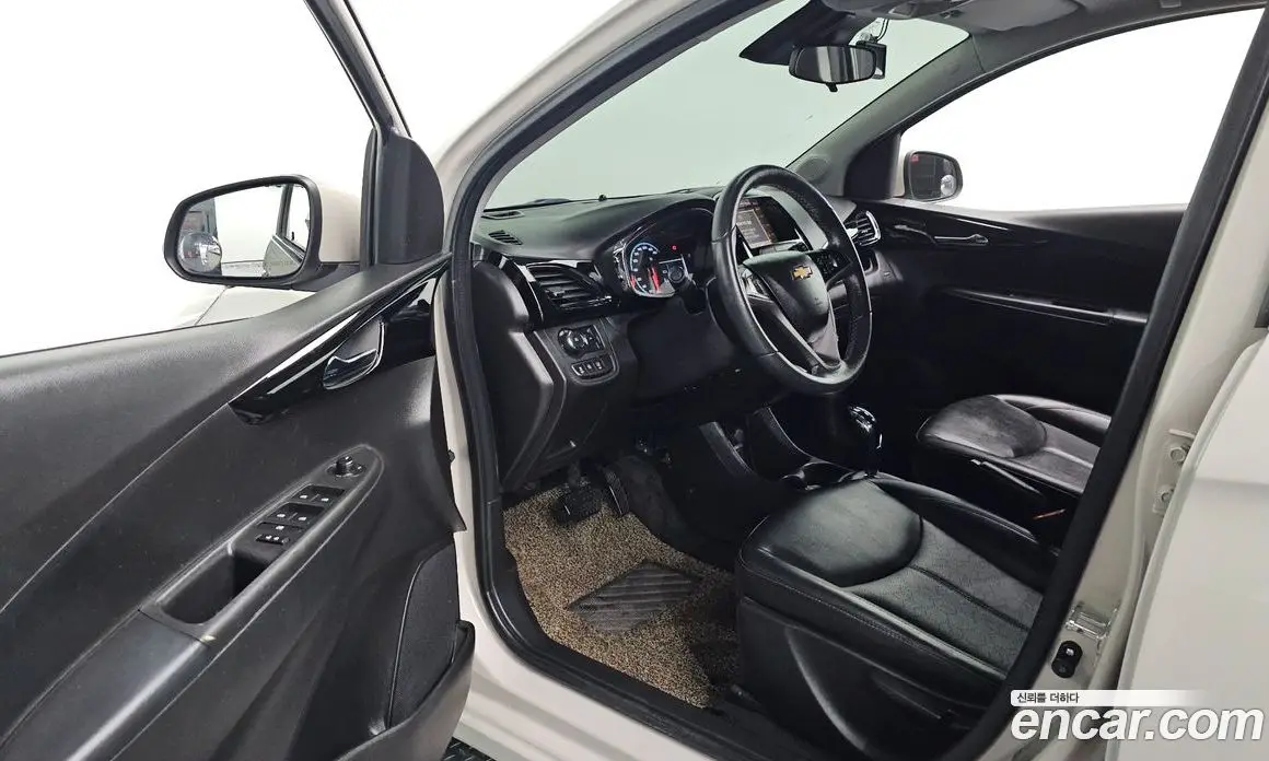 Chevrolet Spark 2016 1.0 автомат (гидро), фото 12