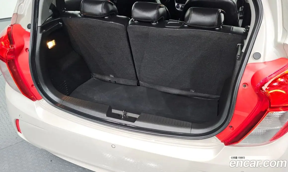 Chevrolet Spark 2016 1.0 автомат (гидро), фото 30