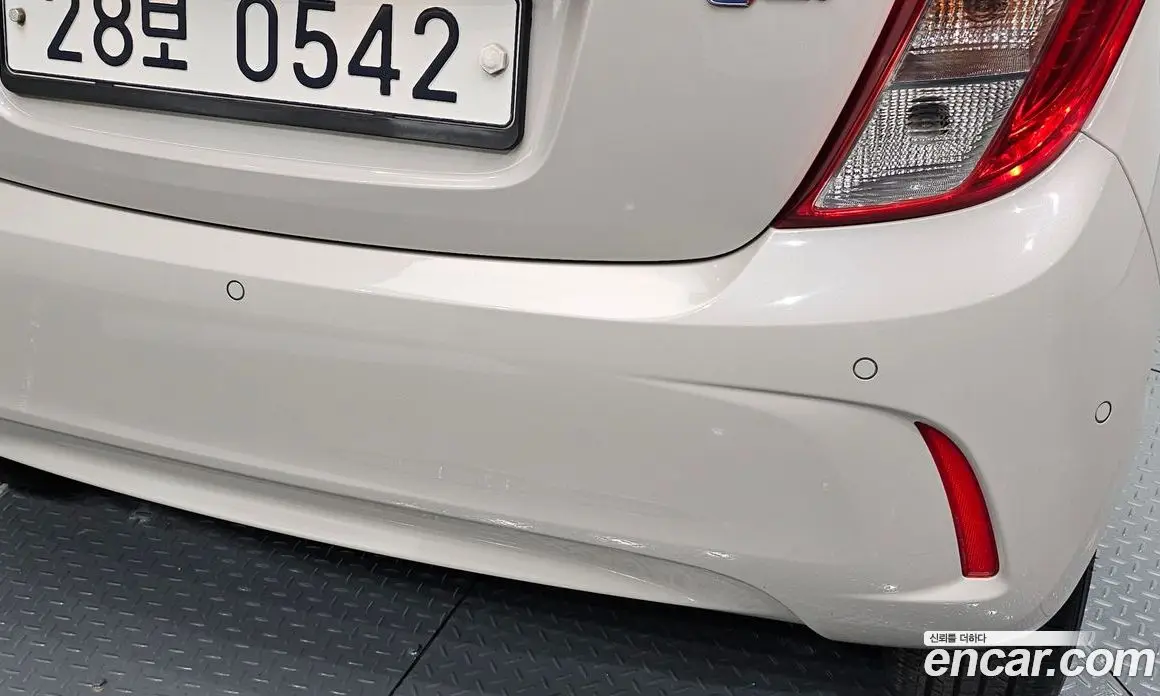 Chevrolet Spark 2016 1.0 автомат (гидро), фото 31