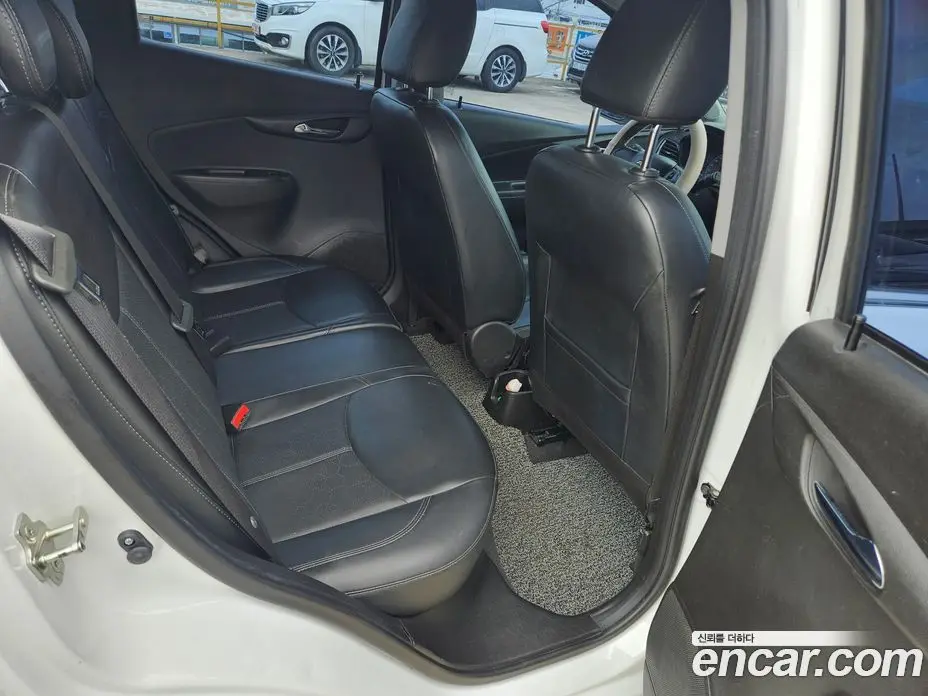 Chevrolet Spark 2017 1.0 автомат (гидро), фото 17