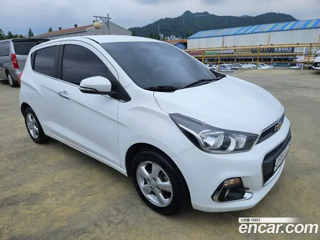 Chevrolet Spark 2017 1.0 автомат (гидро), миниатюра 3