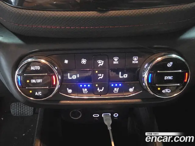 Chevrolet TrailBlazer 2020 1.3 автомат (вариатор), миниатюра 8