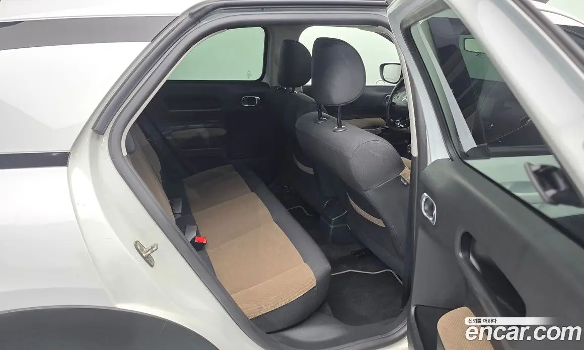 Citroen C4 Cactus 2017 1.6 автомат (гидро), фото 17