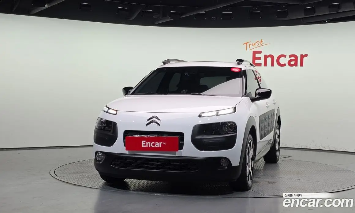 Citroen C4 Cactus 2017 1.6 автомат (гидро), фото 3