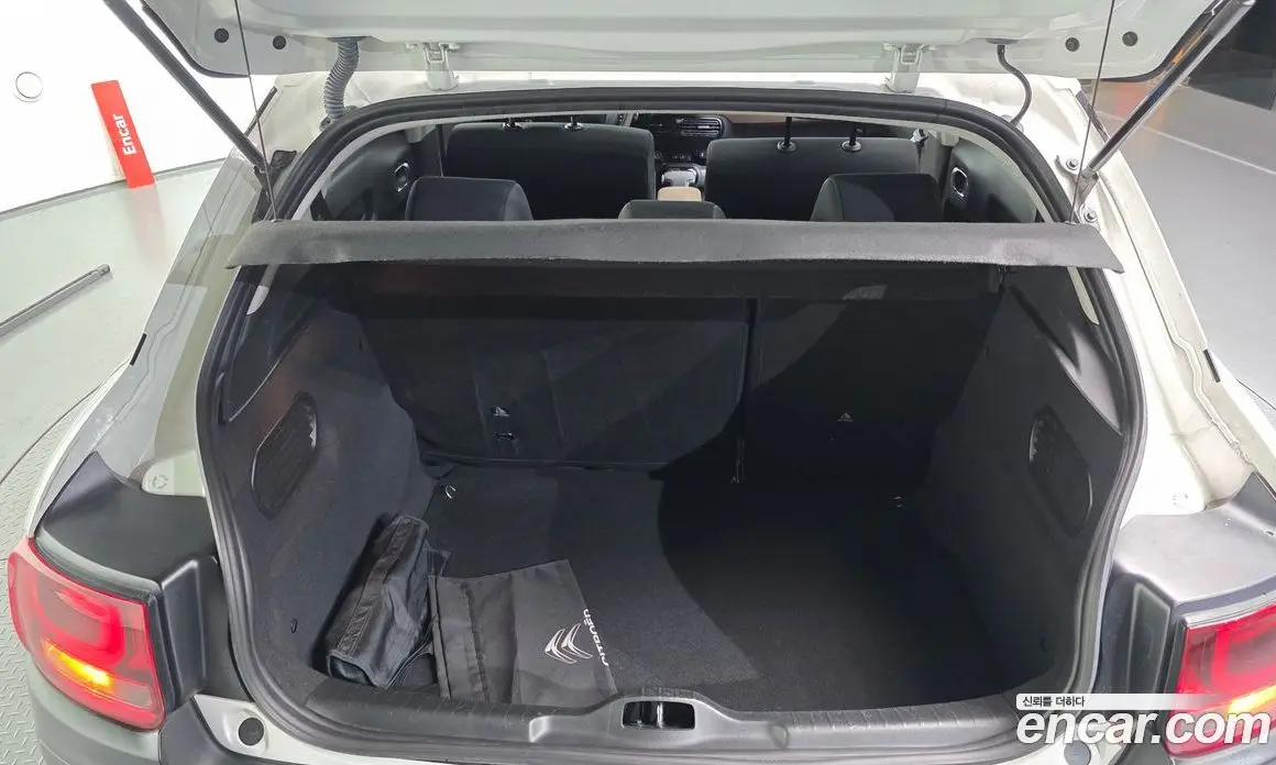 Citroen C4 Cactus 2017 1.6 автомат (гидро), фото 26