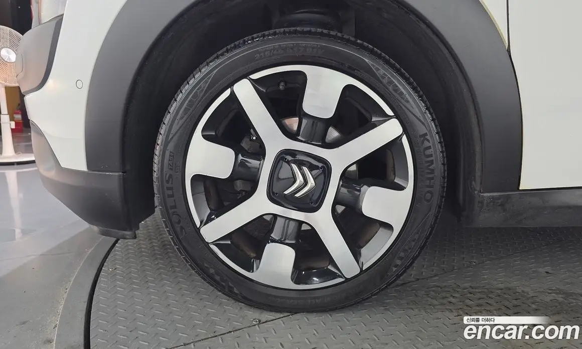Citroen C4 Cactus 2017 1.6 автомат (гидро), фото 5