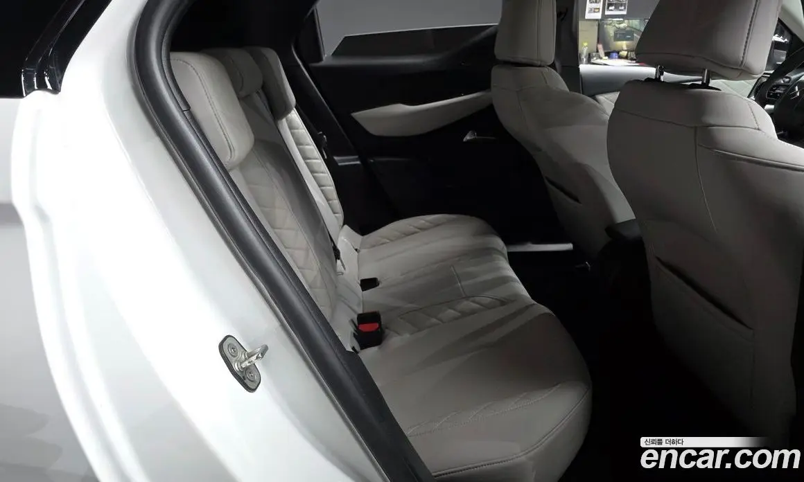 Citroen DS3 2022 0.1 автомат (гидро), фото 18