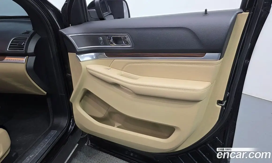 Ford Explorer 2017 2.3 автомат (гидро), фото 14