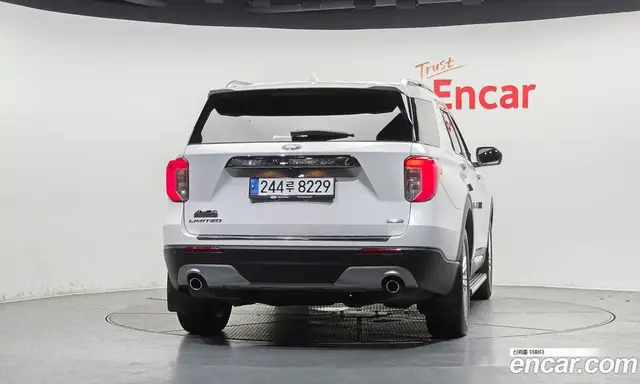 Ford Explorer 2020 2.3 автомат (гидро), миниатюра 3