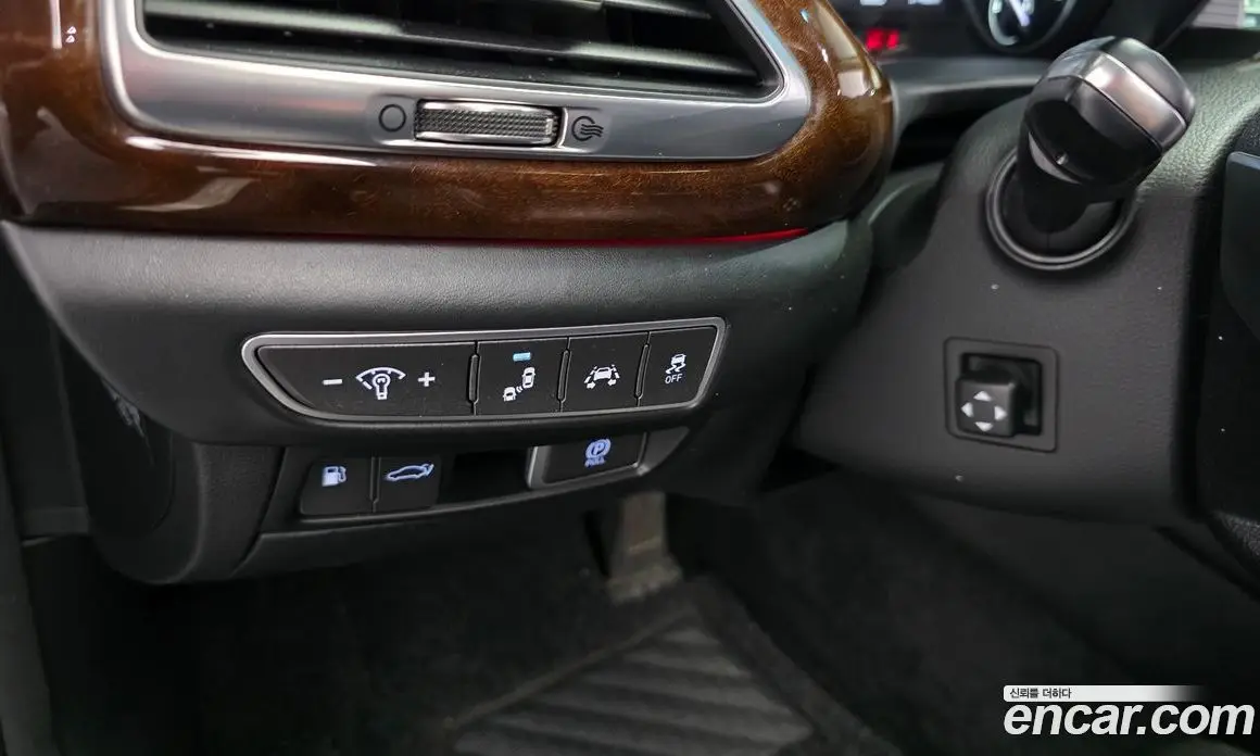 Genesis EQ900 2017 5.0 автомат (гидро), фото 16