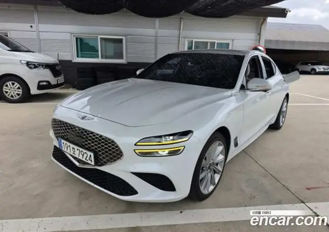 Genesis G70 2023 2.5 автомат (гидро), миниатюра 2