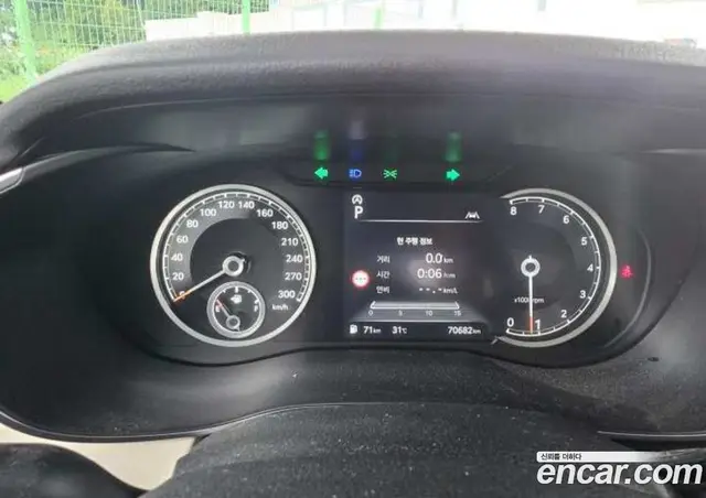 Genesis G70 2023 2.5 автомат (гидро), миниатюра 7