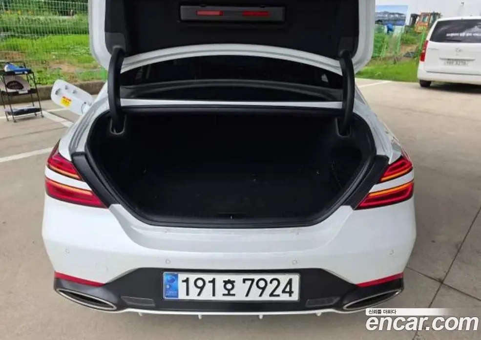 Genesis G70 2023 2.5 автомат (гидро), фото 9