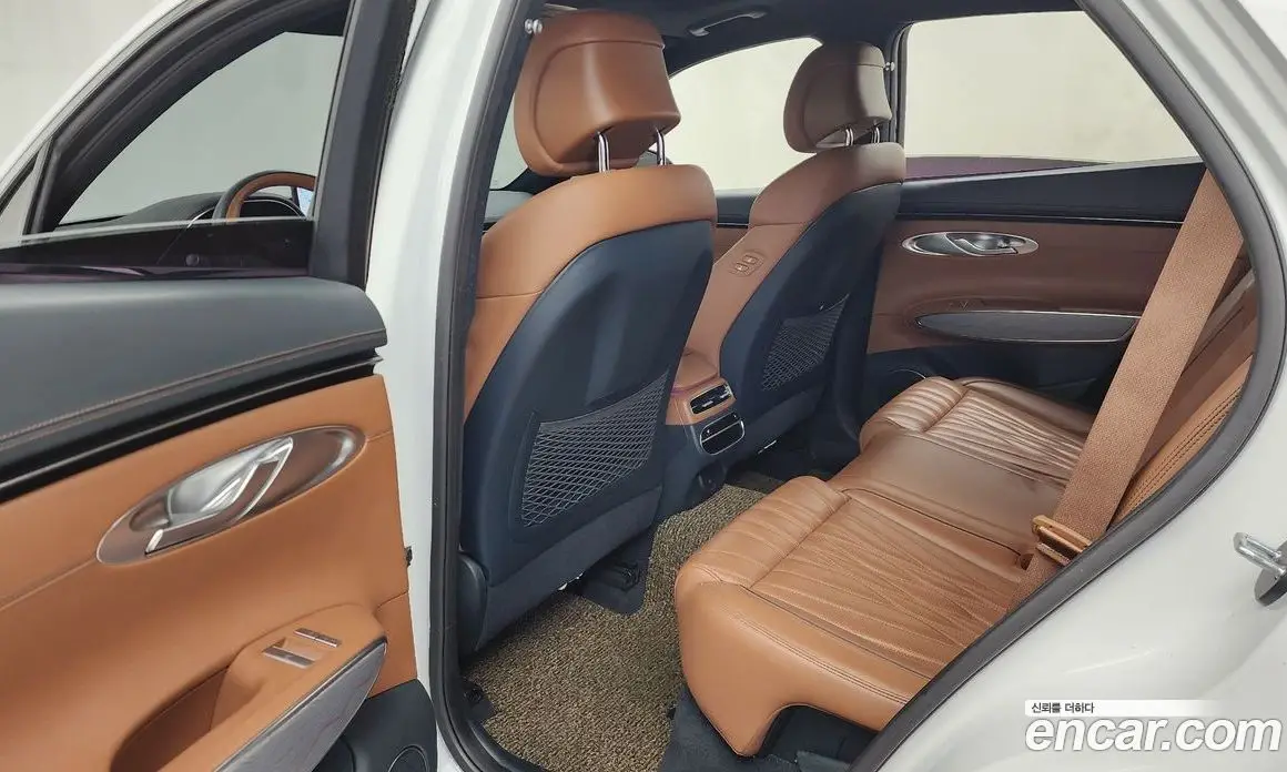 Genesis GV70 2021 2.2 автомат (гидро), фото 16