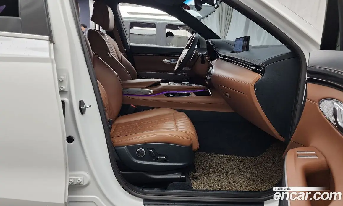 Genesis GV70 2021 2.2 автомат (гидро), фото 17