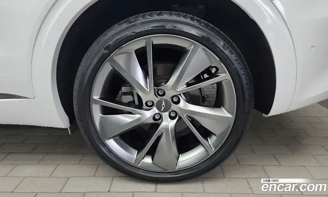 Genesis GV70 2021 2.2 автомат (гидро), миниатюра 7