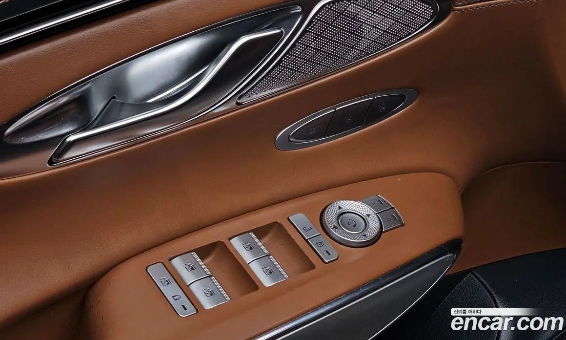 Genesis GV70 2021 2.5 автомат (гидро), фото 25