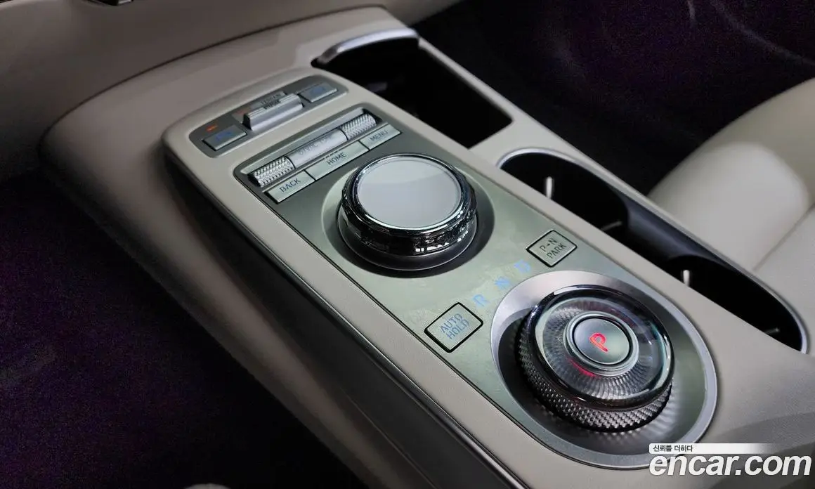 Genesis GV70 2022 0.1 автомат (гидро), фото 11