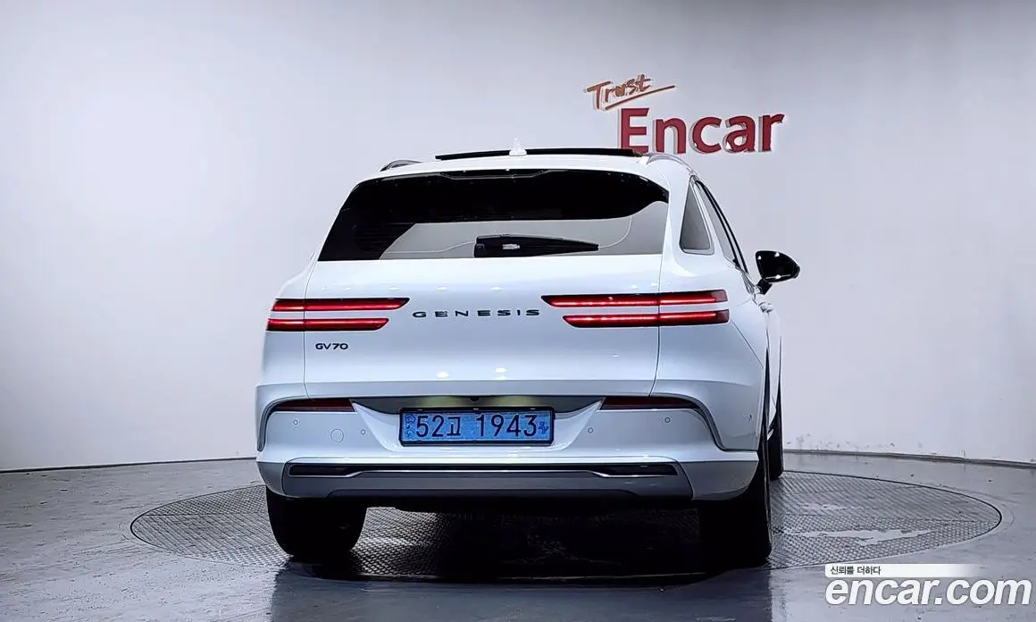 Genesis GV70 2022 0.1 автомат (гидро), фото 3