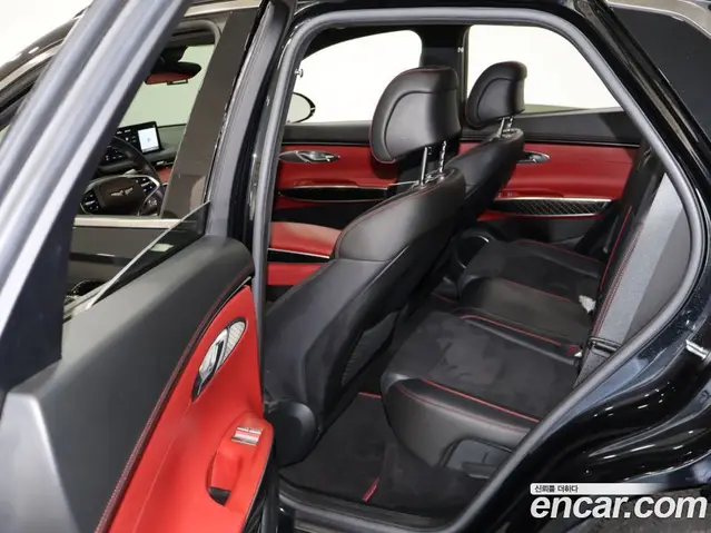 Genesis GV70 2022 2.5 автомат (гидро), миниатюра 10