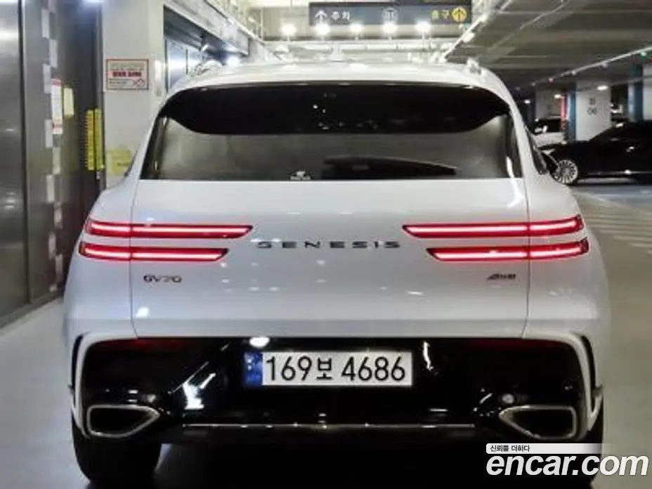 Genesis GV70 2024 2.5 автомат (гидро), фото 3
