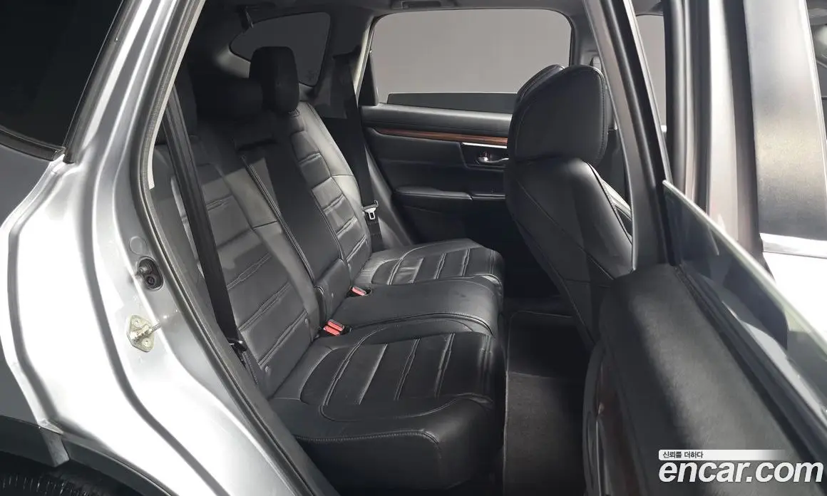 Honda CR-V 2019 1.5 автомат (гидро), фото 12