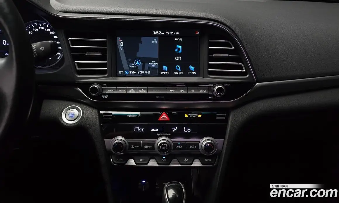 Hyundai Avante 2019 1.6 автомат (гидро), фото 20