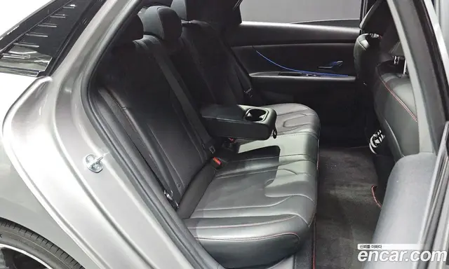 Hyundai Avante 2023 1.6 автомат (гидро), миниатюра 11