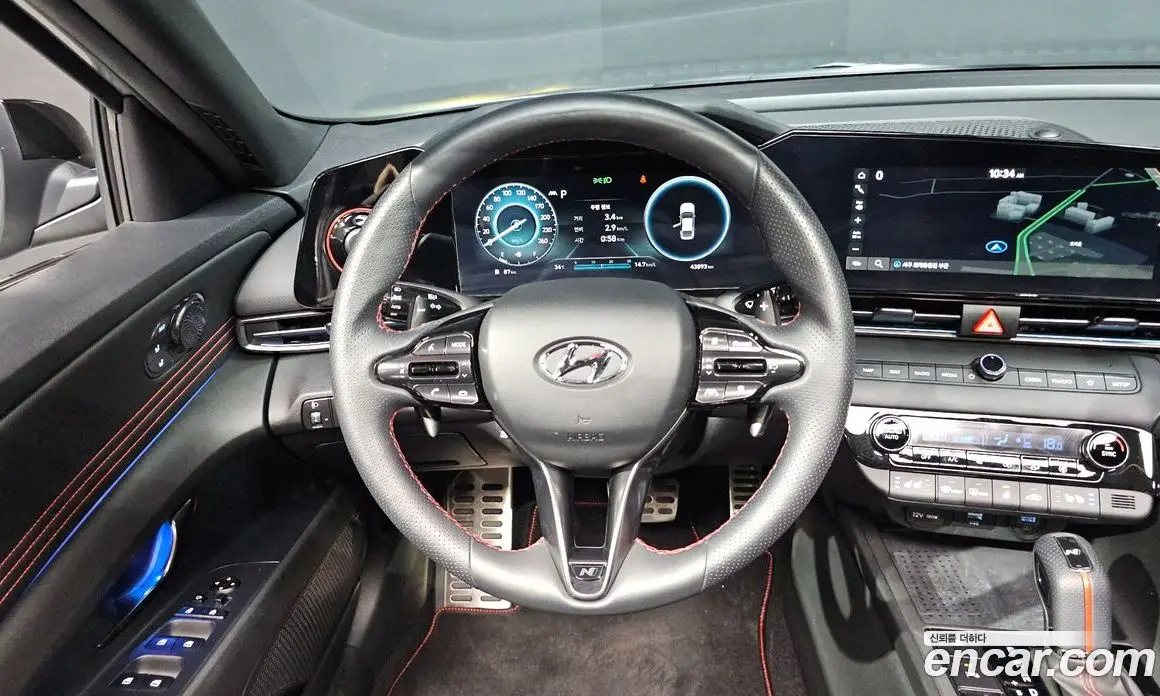 Hyundai Avante 2023 1.6 автомат (гидро), фото 12