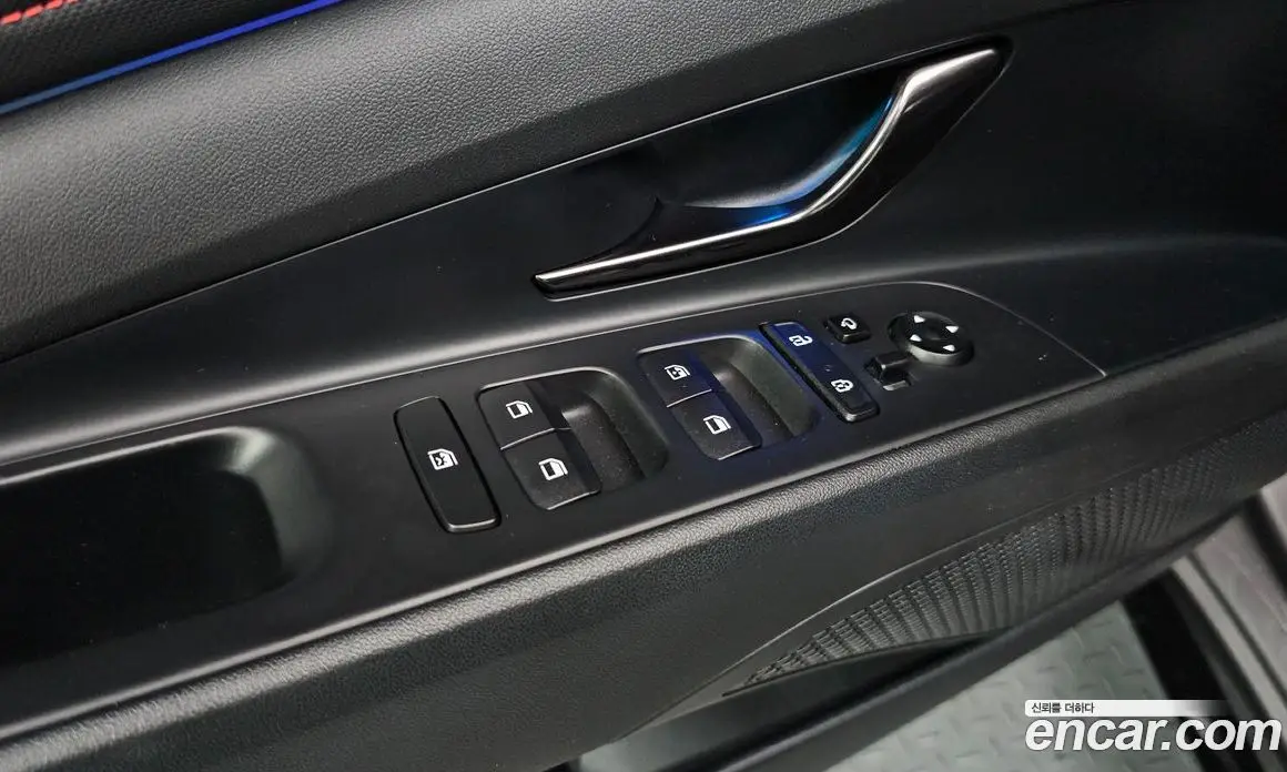 Hyundai Avante 2023 1.6 автомат (гидро), фото 16