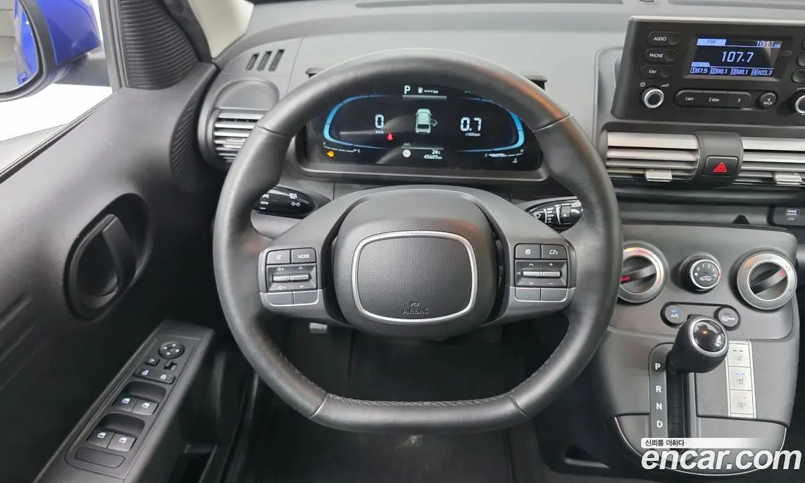 Hyundai Casper 2022 1.0 автомат (гидро), фото 14