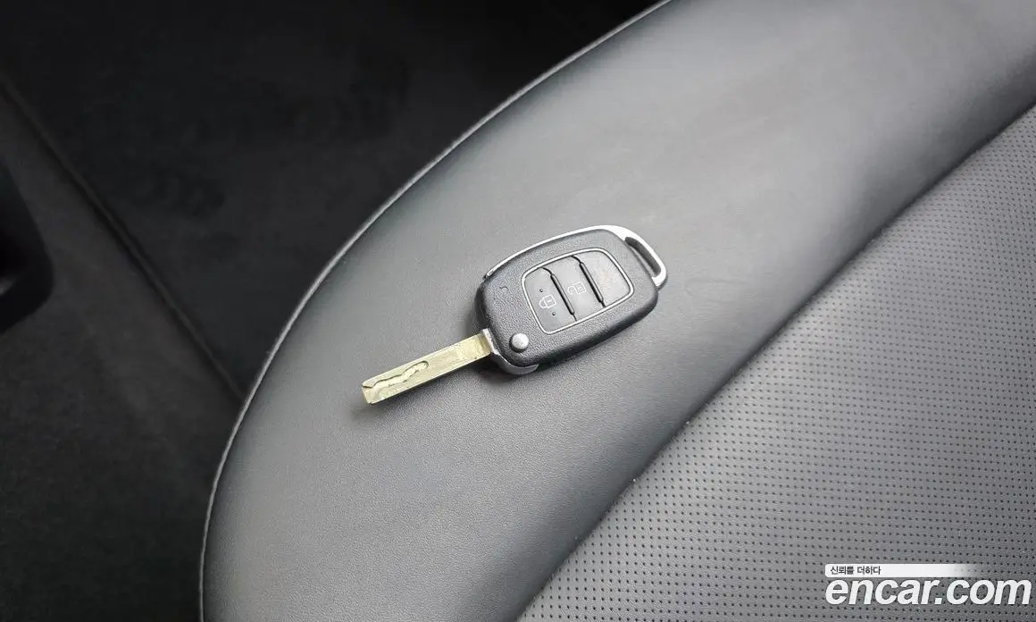 Hyundai Casper 2022 1.0 автомат (гидро), фото 19