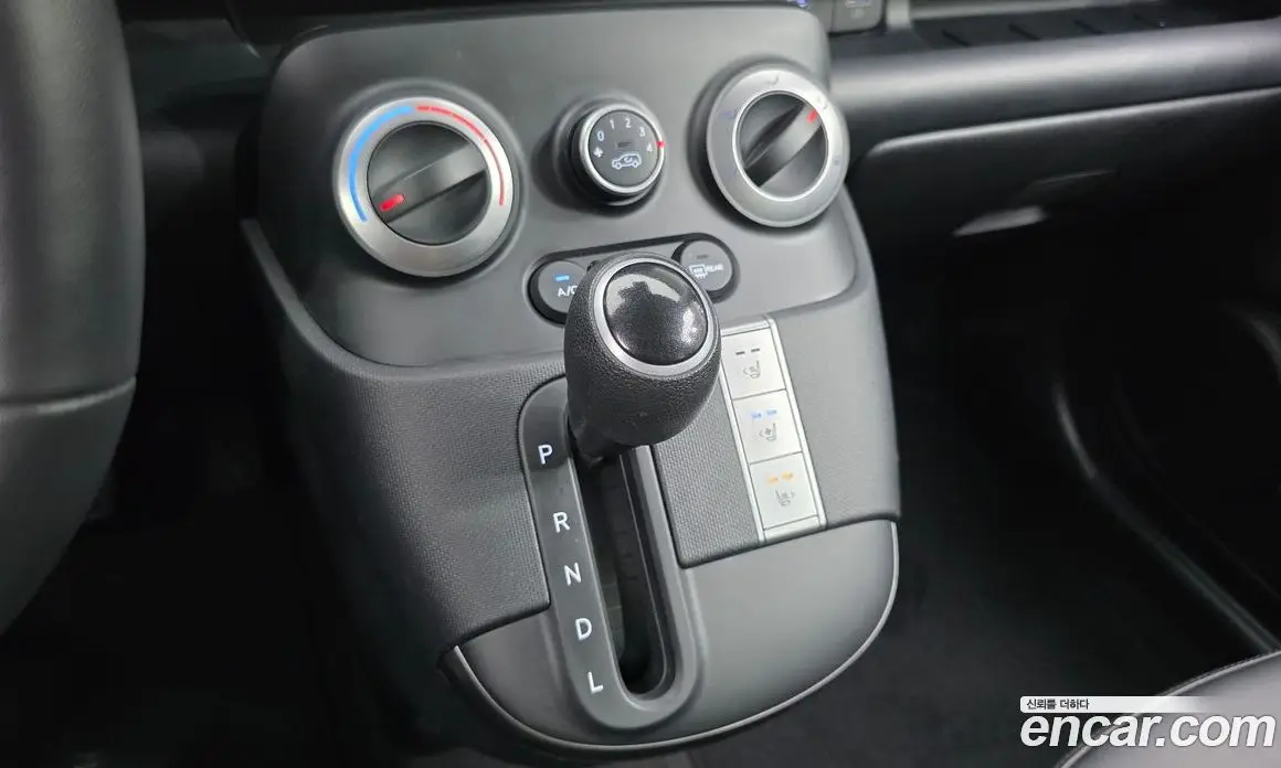 Hyundai Casper 2022 1.0 автомат (гидро), фото 9