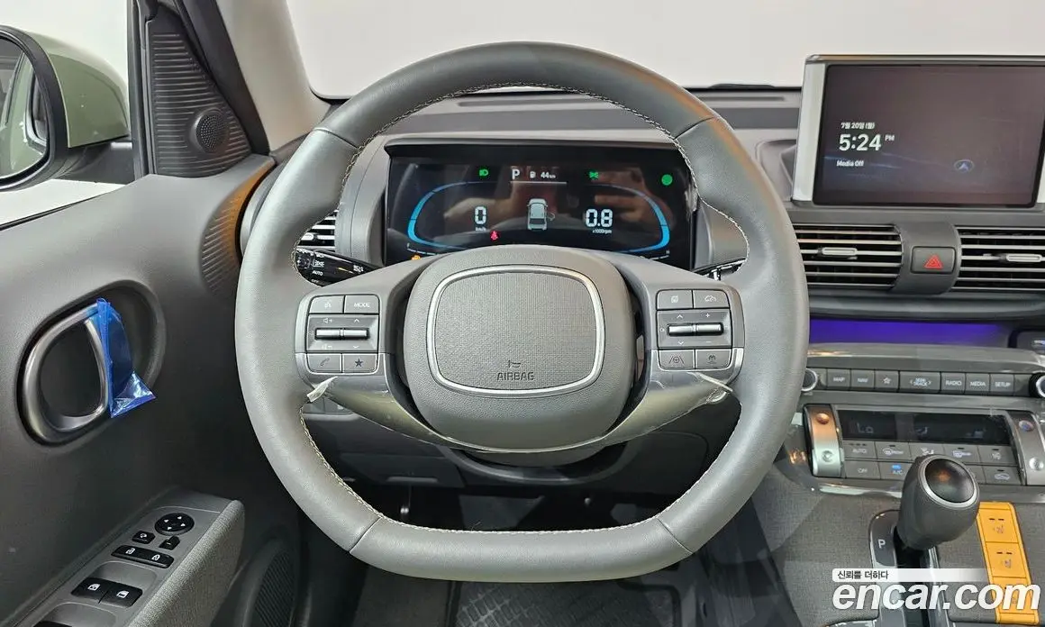 Hyundai Casper 2023 1.0 автомат (гидро), фото 17