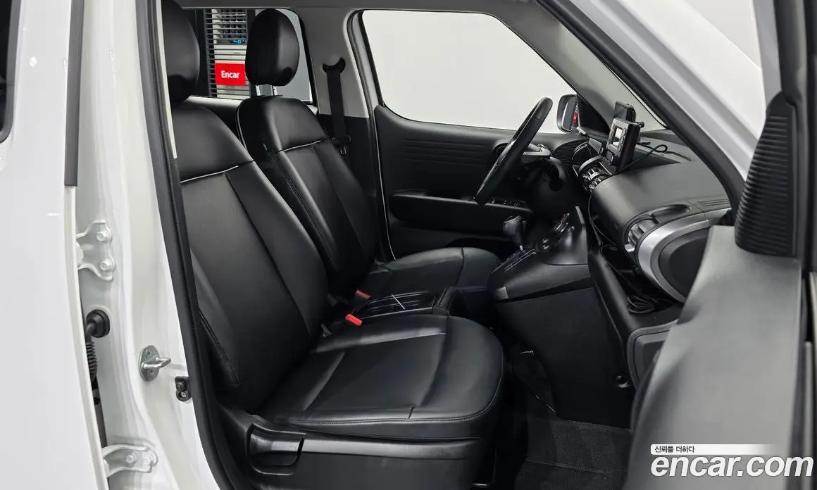 Hyundai Casper 2023 1.0 автомат (гидро), фото 17