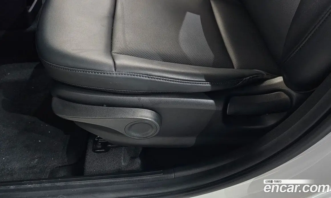 Hyundai Casper 2025 1.0 автомат (гидро), фото 32