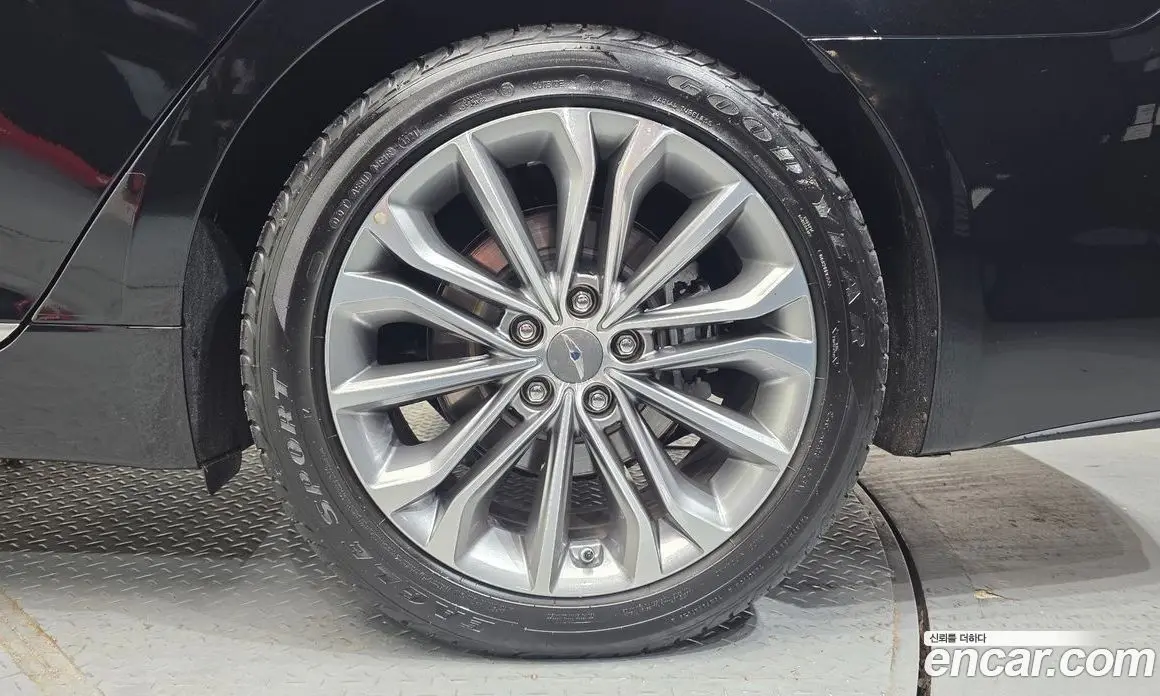 Hyundai Genesis 2014 3.3 автомат (гидро), фото 6
