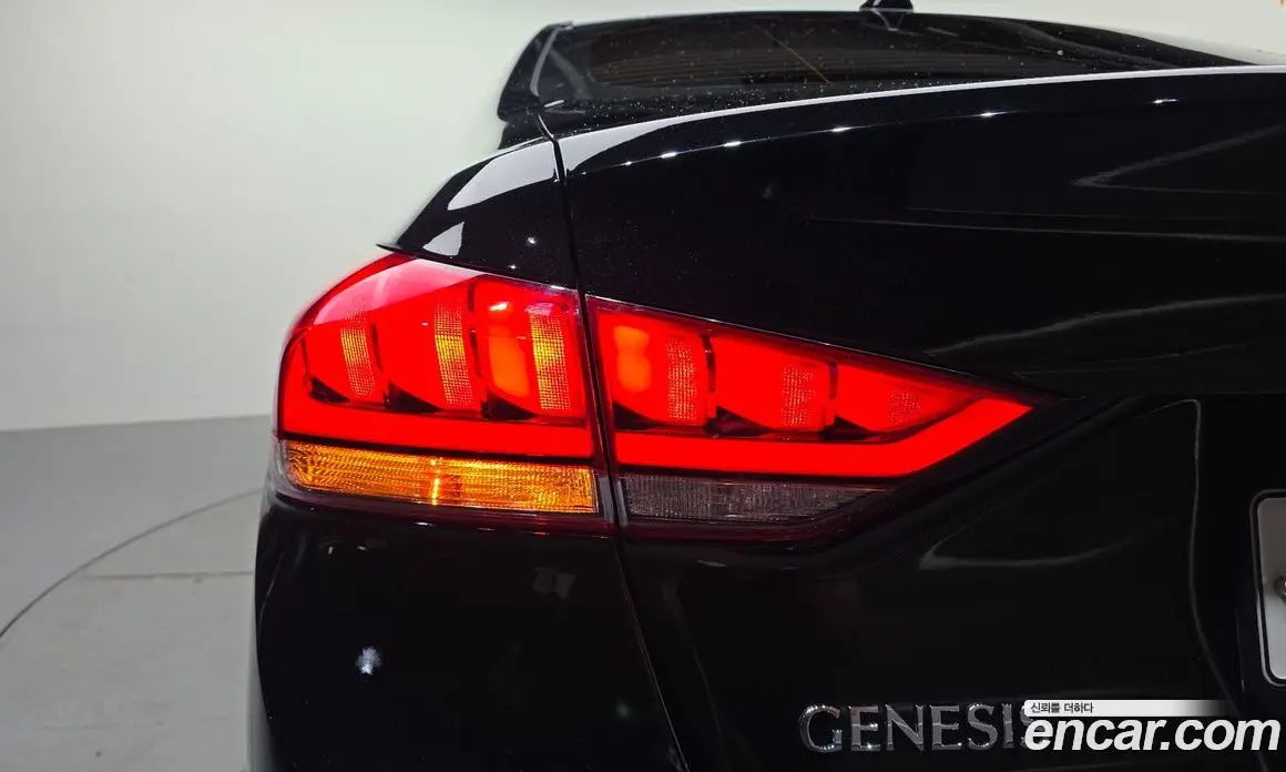 Hyundai Genesis 2014 3.3 автомат (гидро), фото 8