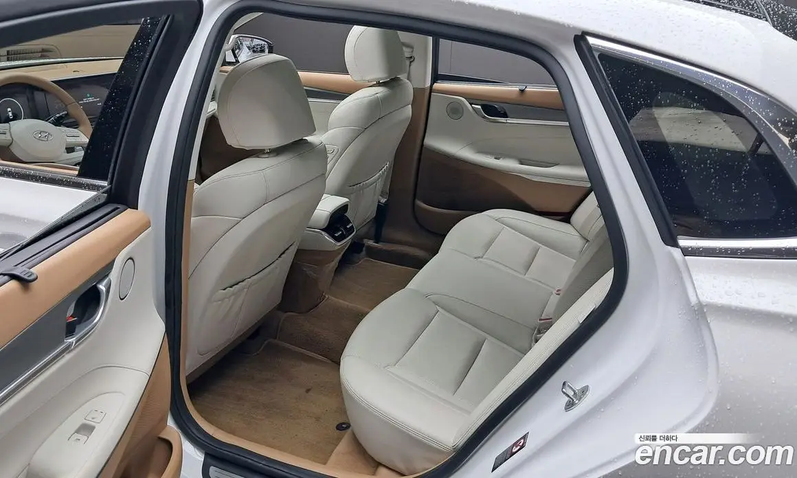 Hyundai Grandeur 2022 2.5 автомат (гидро), фото 16