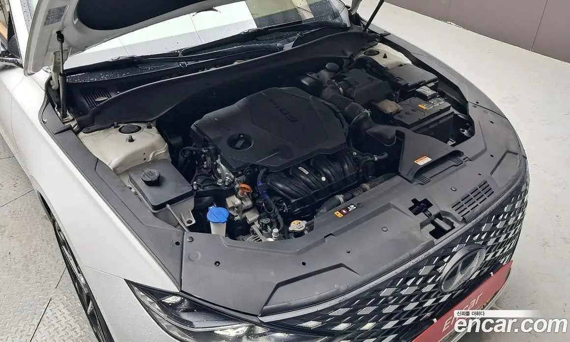 Hyundai Grandeur 2022 2.5 автомат (гидро), фото 6