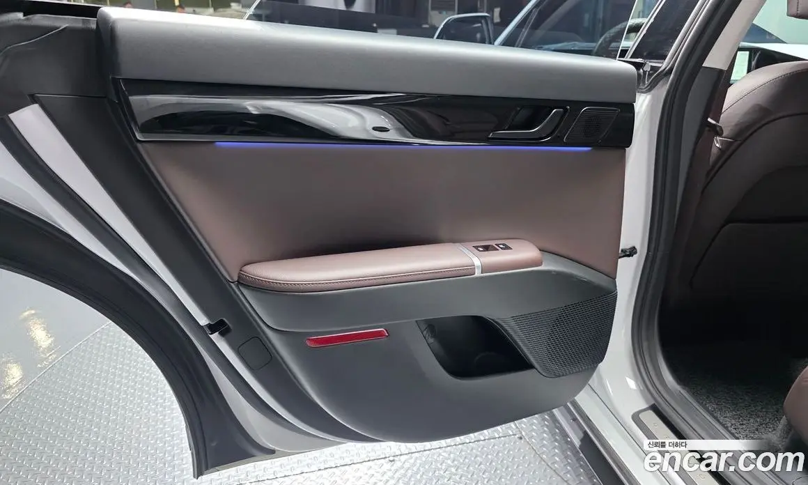 Hyundai Grandeur 2023 2.5 автомат (гидро), фото 15