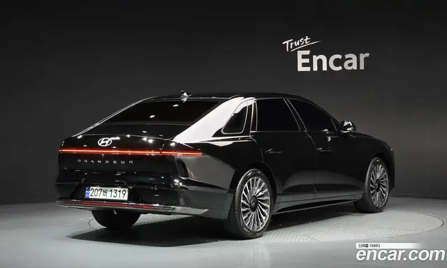 Hyundai Grandeur 2024 2.5 автомат (гидро), миниатюра 3