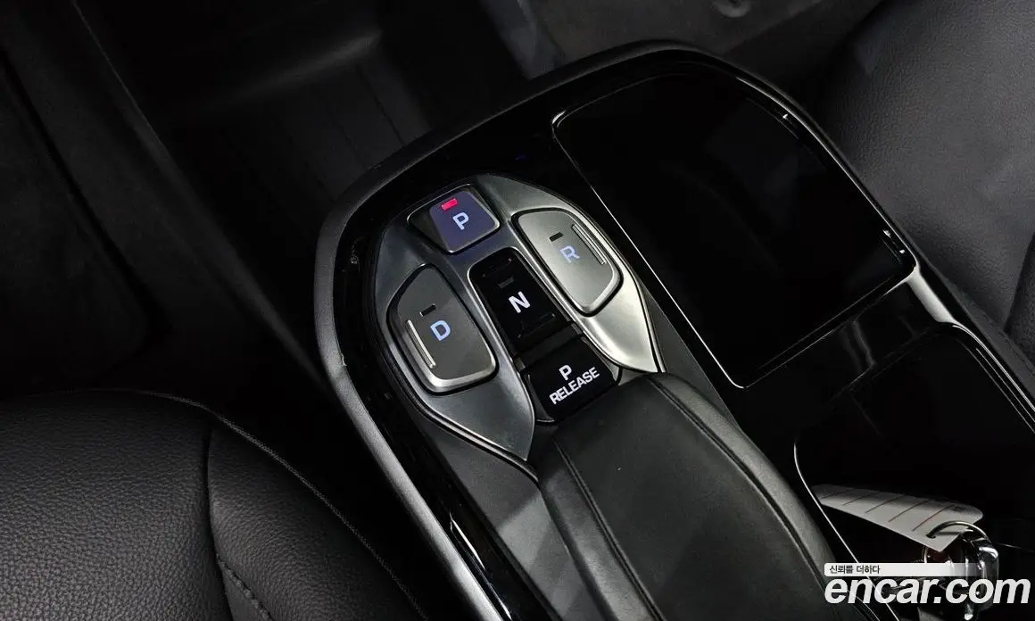 Hyundai Ioniq 2020 0.1 автомат (гидро), фото 12
