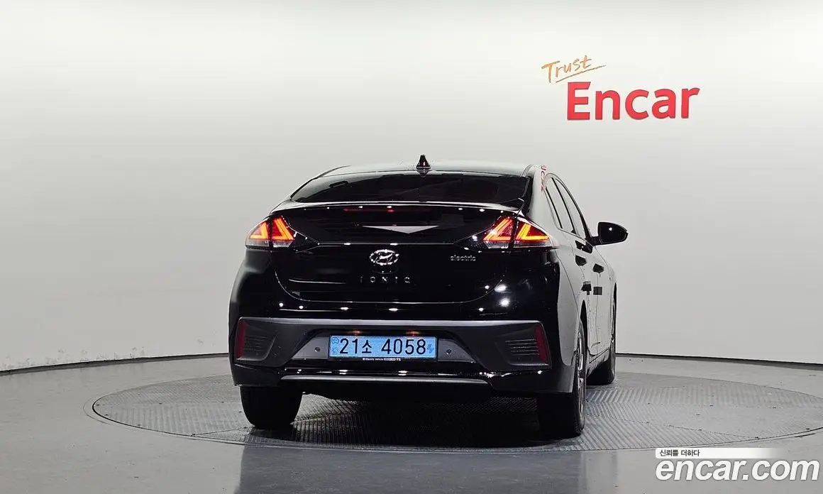 Hyundai Ioniq 2020 0.1 автомат (гидро), фото 4