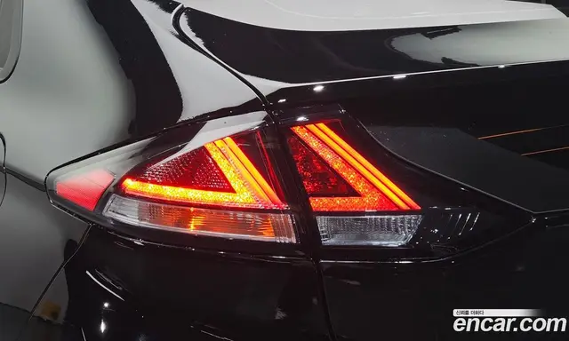 Hyundai Ioniq 2020 0.1 автомат (гидро), миниатюра 9