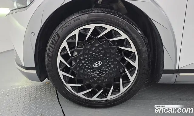 Hyundai Ioniq 5 2024 0.1 автомат (гидро), миниатюра 5