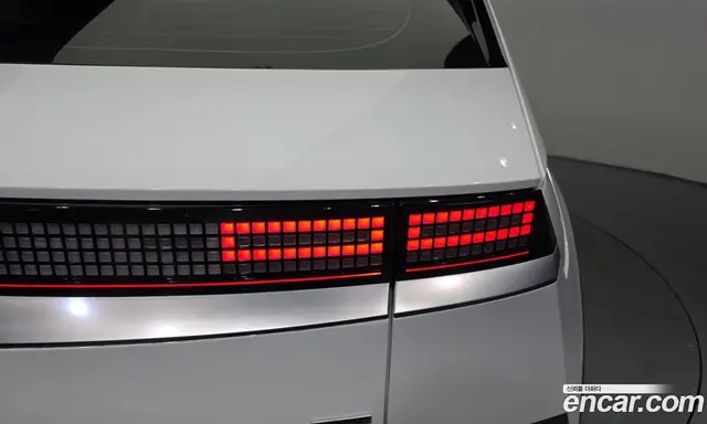 Hyundai Ioniq 5 2024 0.1 автомат (гидро), миниатюра 9