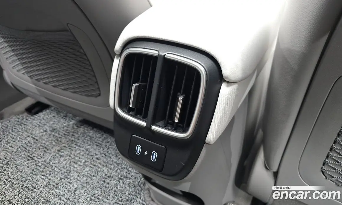 Hyundai Ioniq 6 2023 0.1 автомат (гидро), фото 32